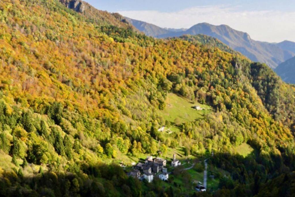 Appartamento Panoramico Casa Gerro Averara Buitenkant foto
