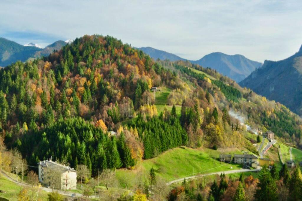 Appartamento Panoramico Casa Gerro Averara Buitenkant foto
